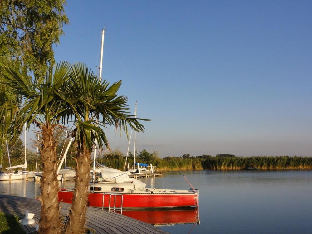 Hoteldorf Seepark Weiden ไวเดน อัม ซี ภายนอก รูปภาพ